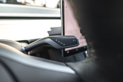 2022 Tesla Model 3 Rear-Wheel Drive