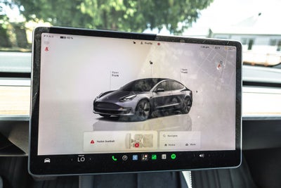 2022 Tesla Model 3 Rear-Wheel Drive