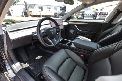 2022 Tesla Model 3 Rear-Wheel Drive