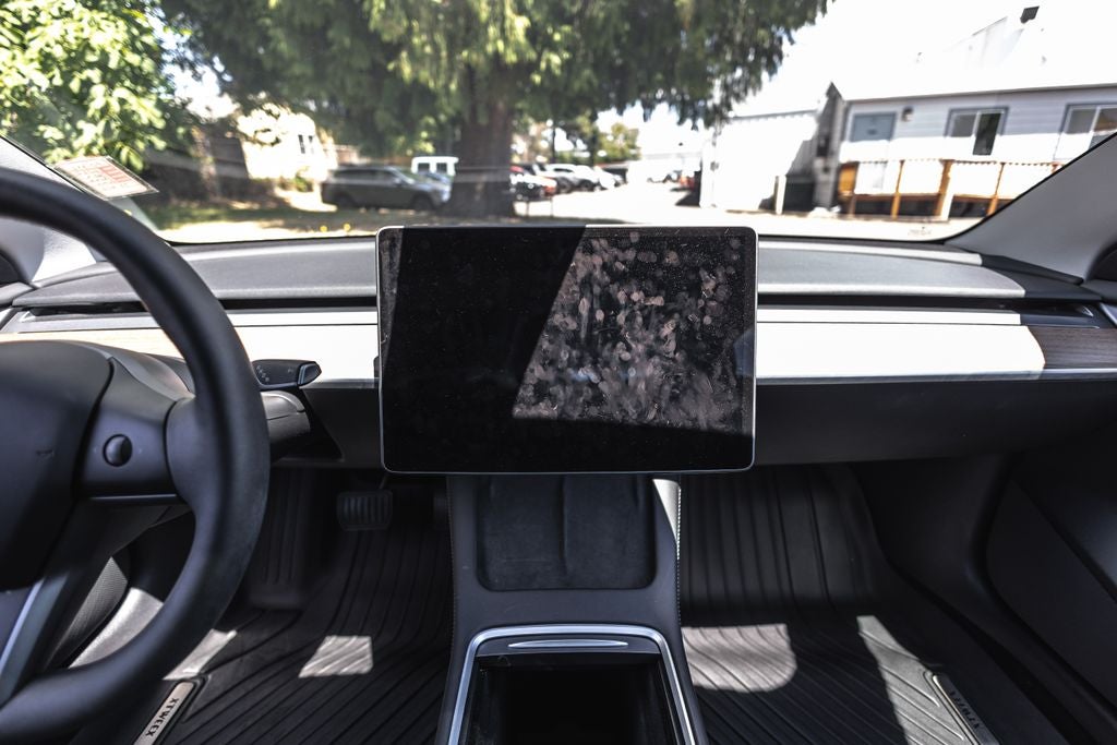 2022 Tesla Model 3 Rear-Wheel Drive