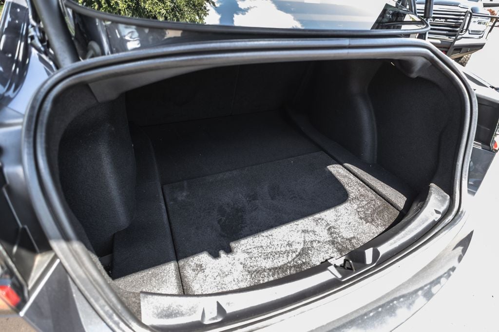 2022 Tesla Model 3 Rear-Wheel Drive