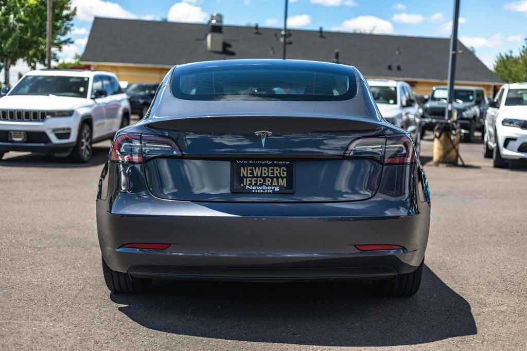 2022 Tesla Model 3 Rear-Wheel Drive