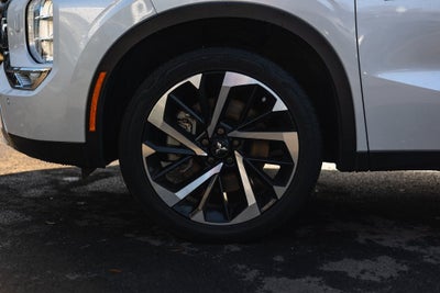 2023 Mitsubishi Outlander PHEV SE S-AWC