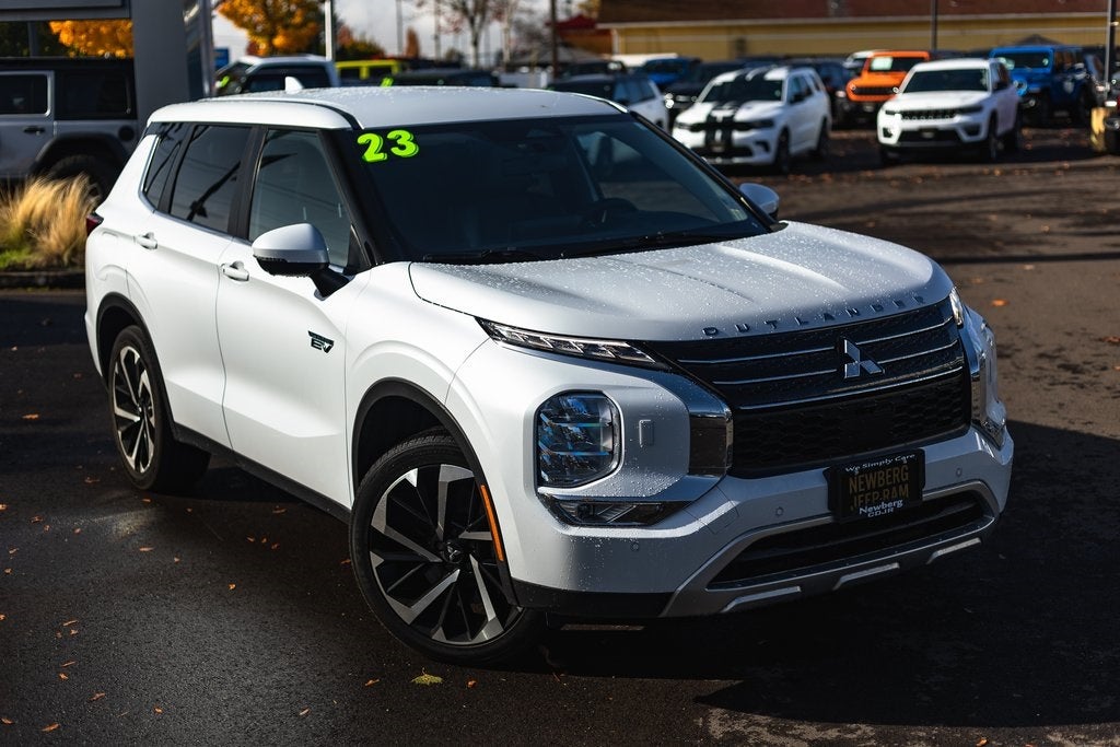 2023 Mitsubishi Outlander PHEV SE S-AWC
