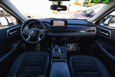 2023 Mitsubishi Outlander PHEV SE S-AWC