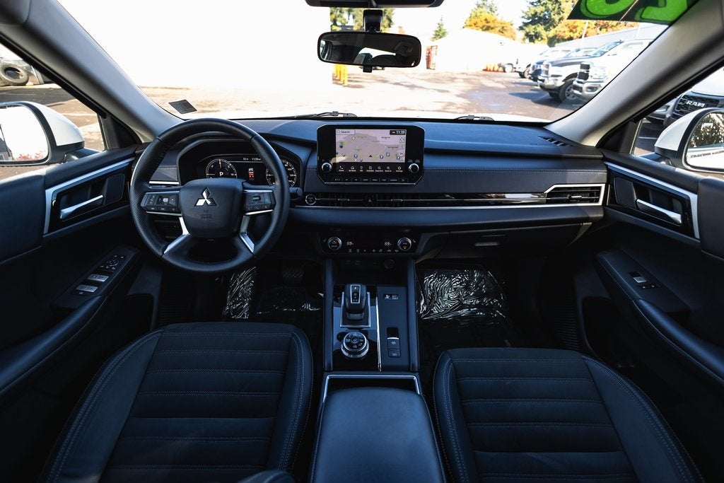 2023 Mitsubishi Outlander PHEV SE S-AWC