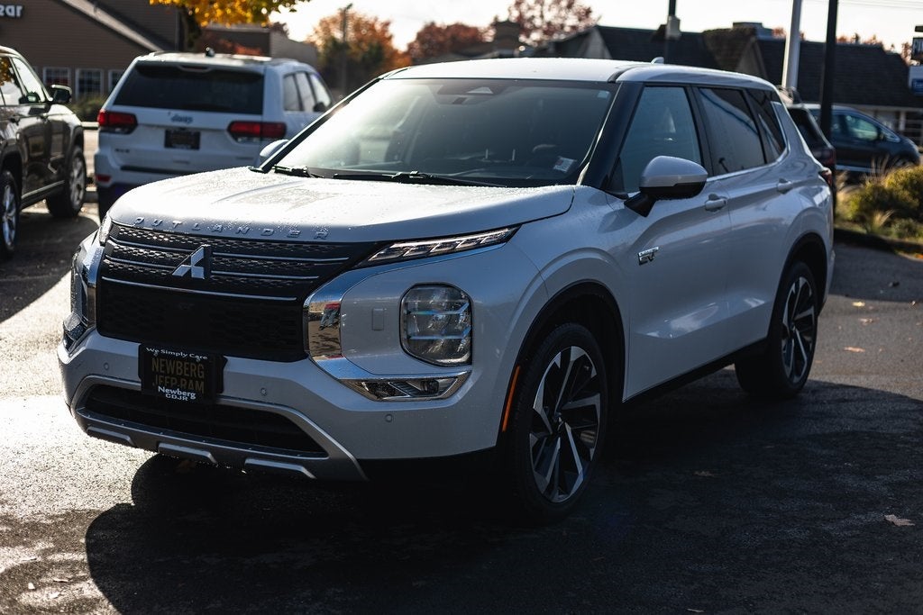 2023 Mitsubishi Outlander PHEV SE S-AWC