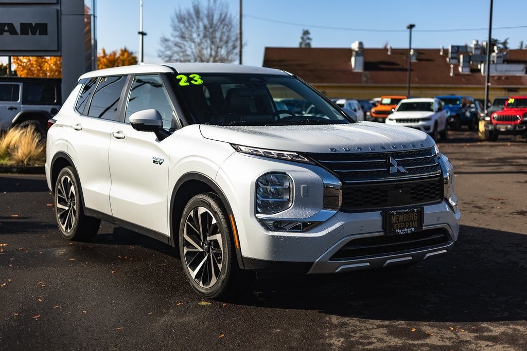 2023 Mitsubishi Outlander PHEV SE S-AWC