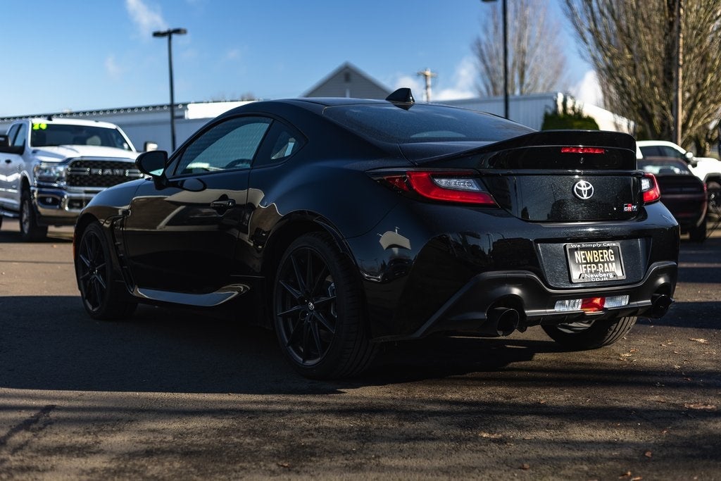 2024 Toyota GR86 Premium