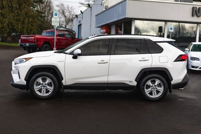 2020 Toyota RAV4 Hybrid XLE