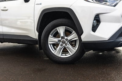 2020 Toyota RAV4 Hybrid XLE