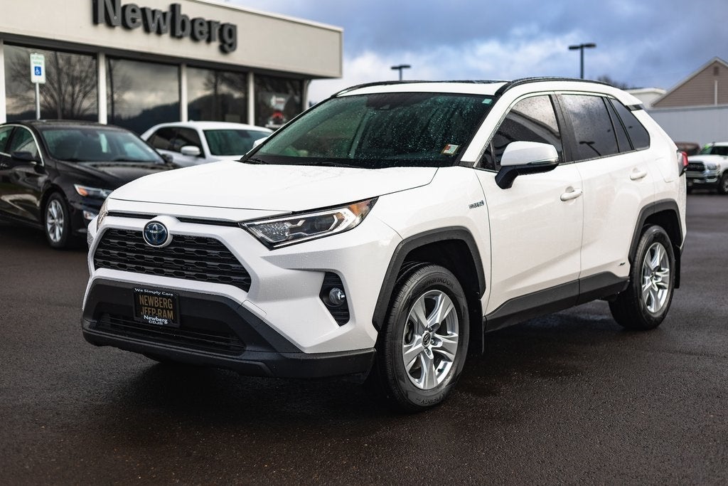 2020 Toyota RAV4 Hybrid XLE