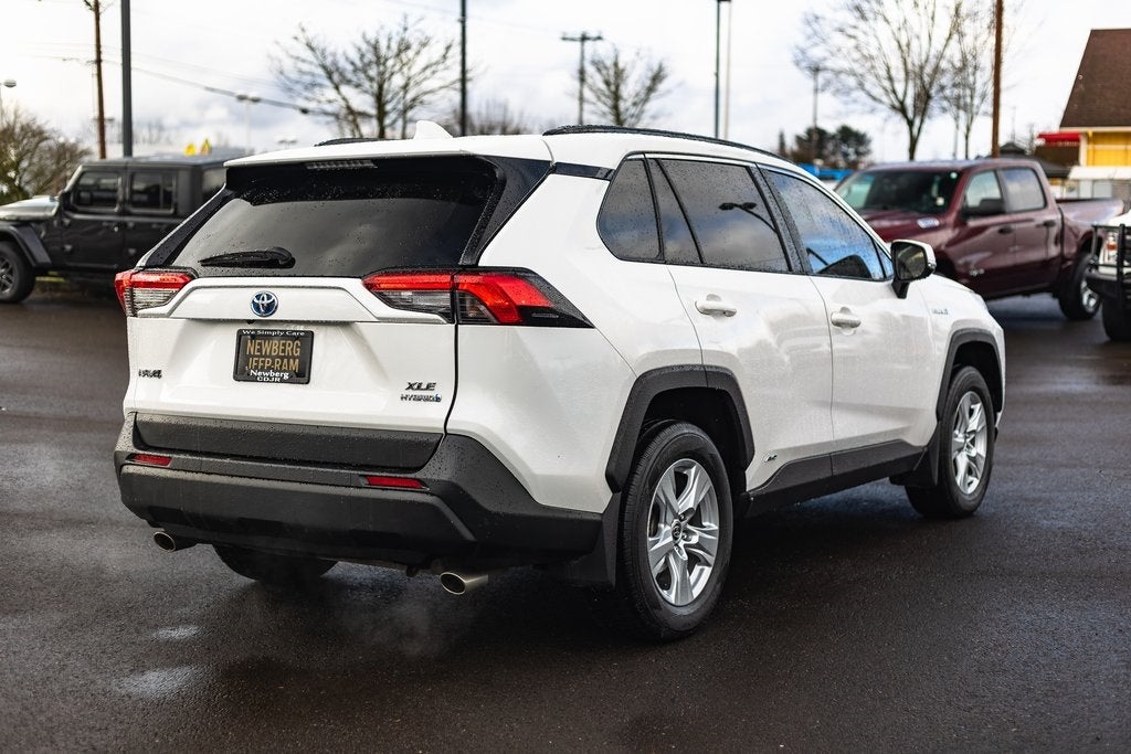 2020 Toyota RAV4 Hybrid XLE