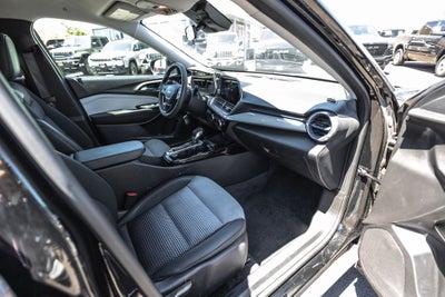 2024 Chevrolet Trax FWD LT
