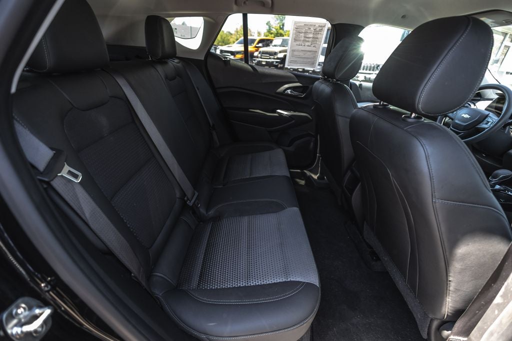 2024 Chevrolet Trax FWD LT