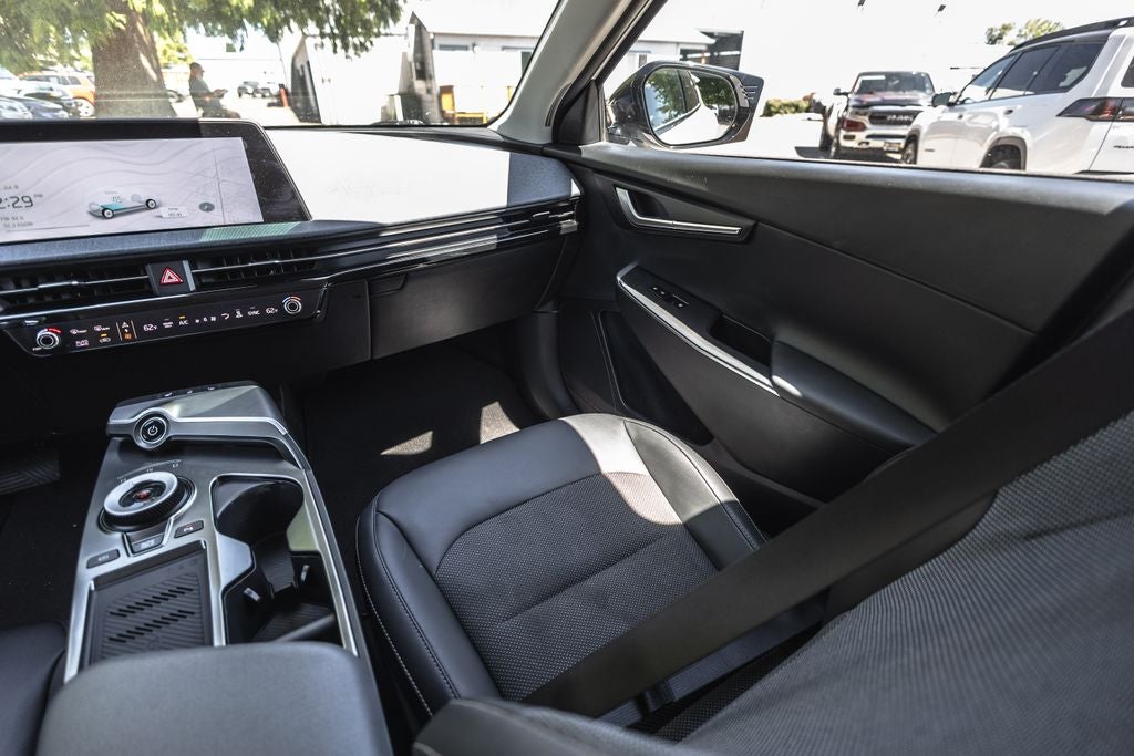2024 Kia EV6 Light Long Range