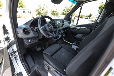 2023 Mercedes-Benz Sprinter 2500 Standard Roof 4-Cyl Diesel