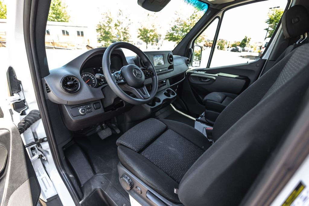 2023 Mercedes-Benz Sprinter 2500 Standard Roof 4-Cyl Diesel