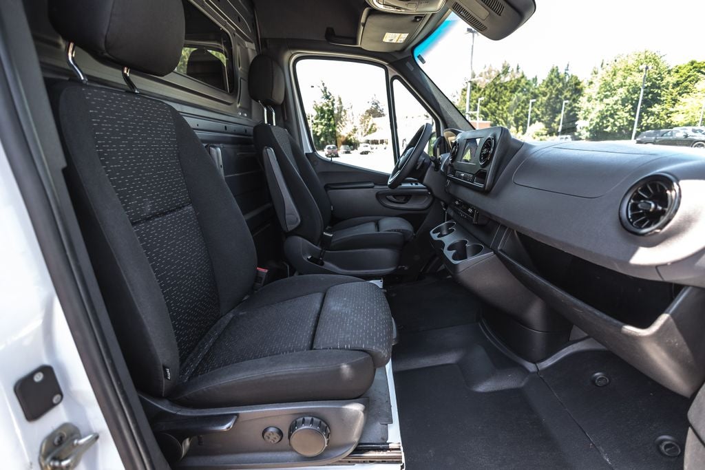 2023 Mercedes-Benz Sprinter 2500 Standard Roof 4-Cyl Diesel