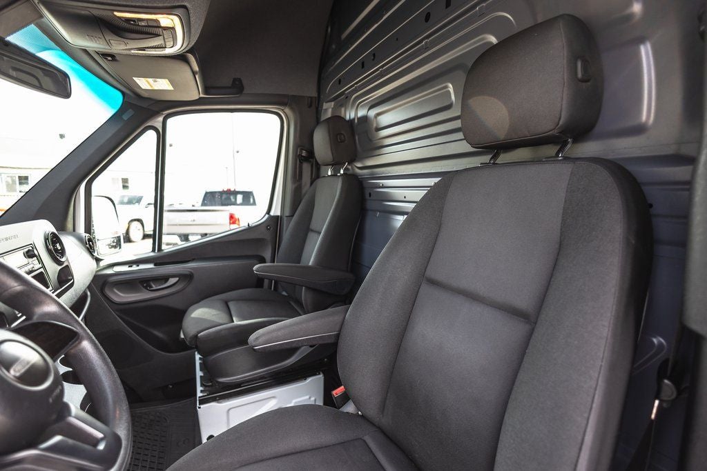 2019 Freightliner Sprinter 3500 High Roof V6