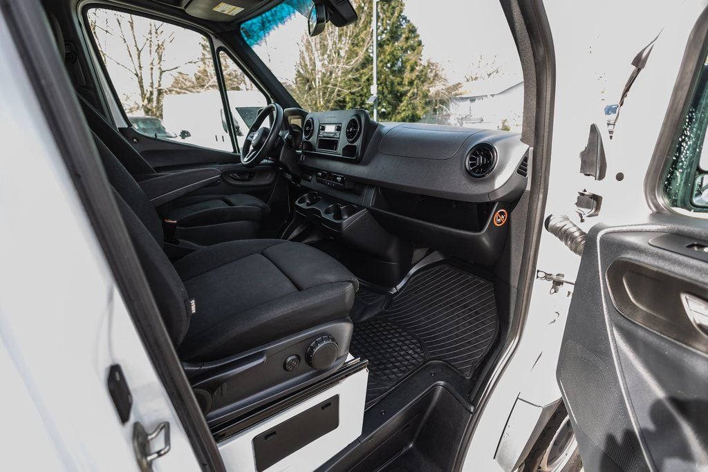 2019 Freightliner Sprinter 3500 High Roof V6